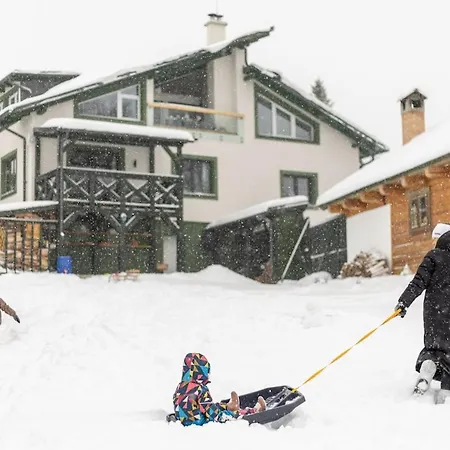 Pelisky - Cozy Mountain Den With Large Bathroom 아파트 Liptovská Kokava