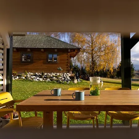 Pelisky - Cozy Mountain Den With Large Bathroom